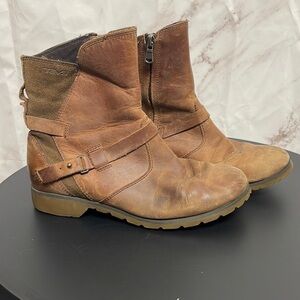 Teva De La Vina Low Bison Ankle Leather Boots